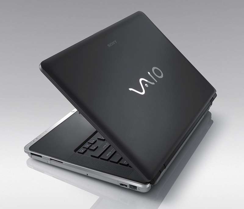 vaio-cr-g-2.jpg