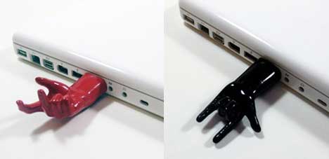 1-14-09-hand-usb-drives