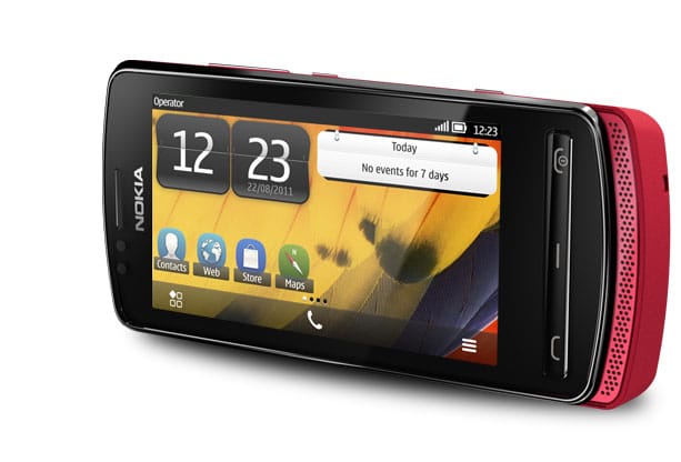 nokia 700