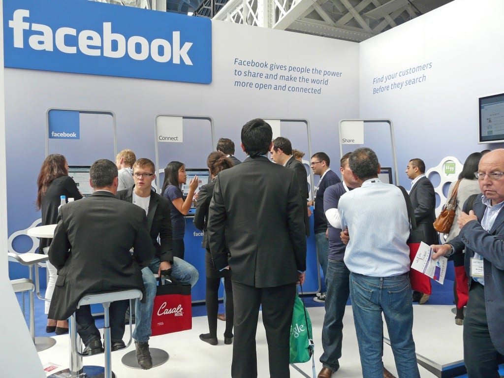 Redes sociales caídas: Facebook, Instagram y Tinder 3 Redes sociales caídas